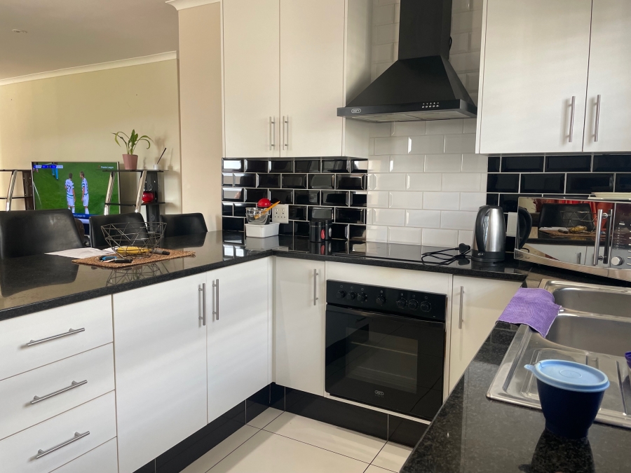 3 Bedroom Property for Sale in Cambridge West Eastern Cape